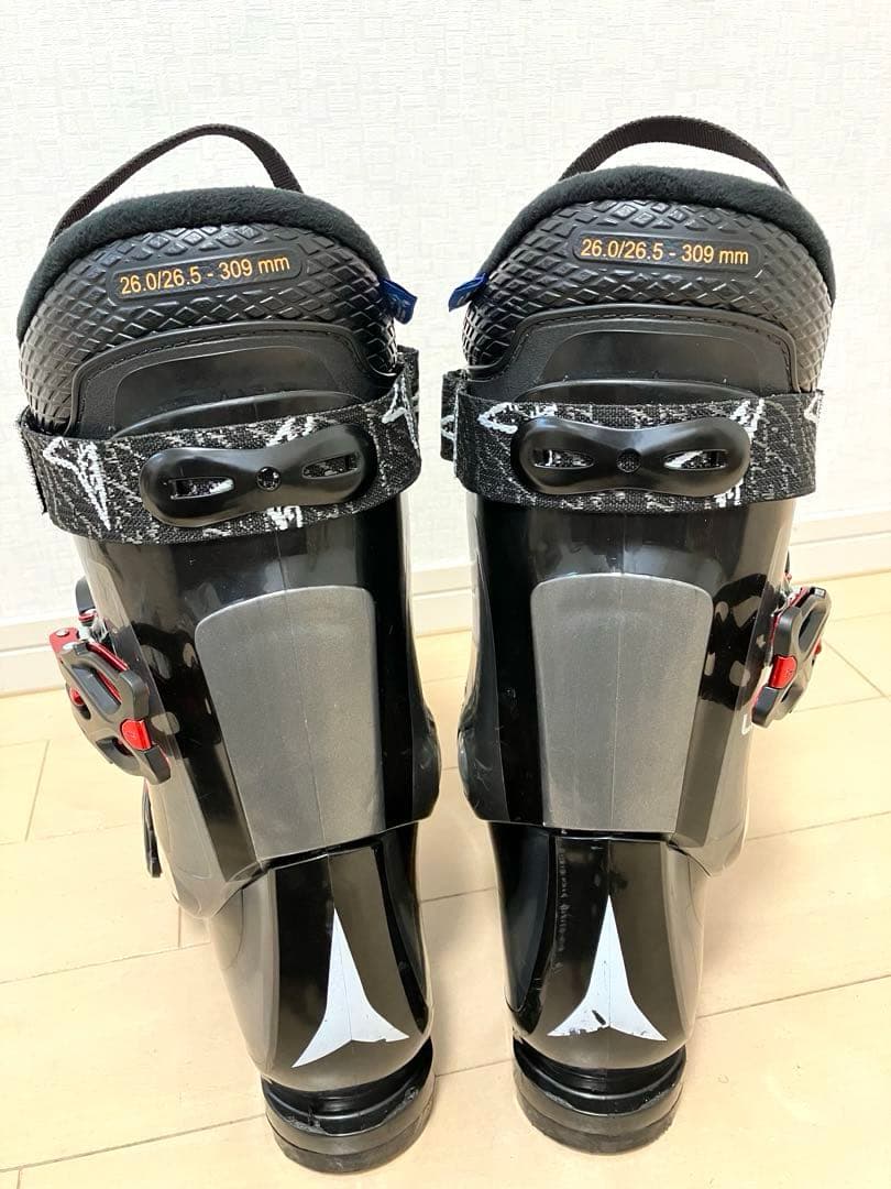 ATOMIC LIVEFIT 50 アトミック　26.0cm スキーブーツ