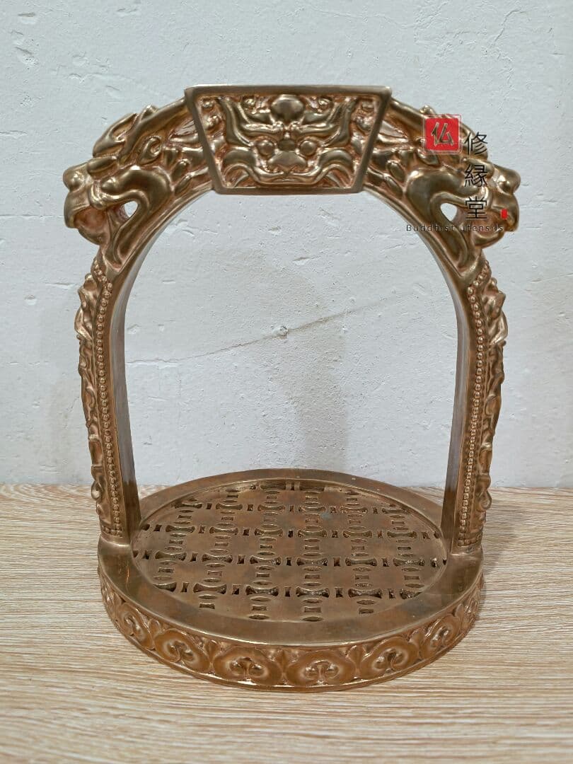 【修縁堂】チベット伝 法器法具 竜紋踏脚馬具 置物 真鍮製 18.3cm