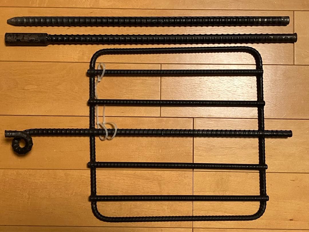 焚き火ハンガー ２分割支柱+アーム4+グリルハンガー 耐熱 焚き火 五徳