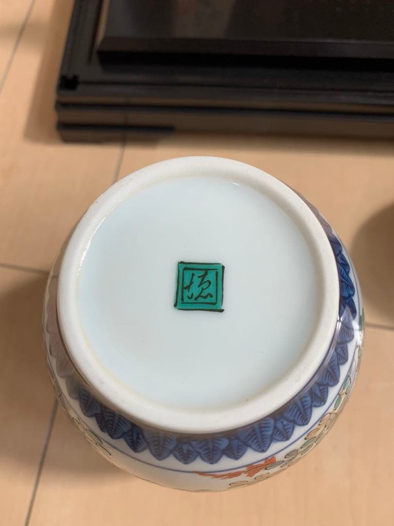飾壺 古伊万里 ガラスケース 箱 付き 沈香壺