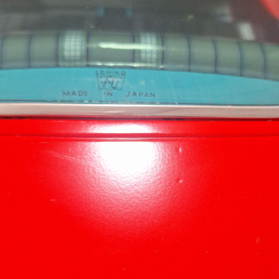 Mercedes-Benz 300SE レッド ミニカー 1/18