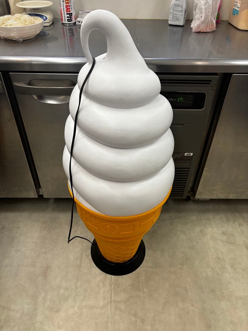 日世ソフトクリームディスプレイ 約150cm