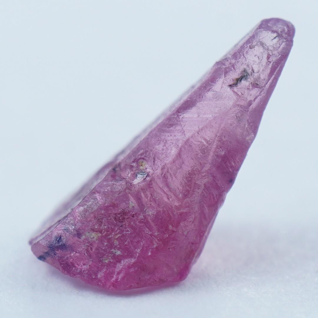 ウインザサファイア　結晶　タンザニア産