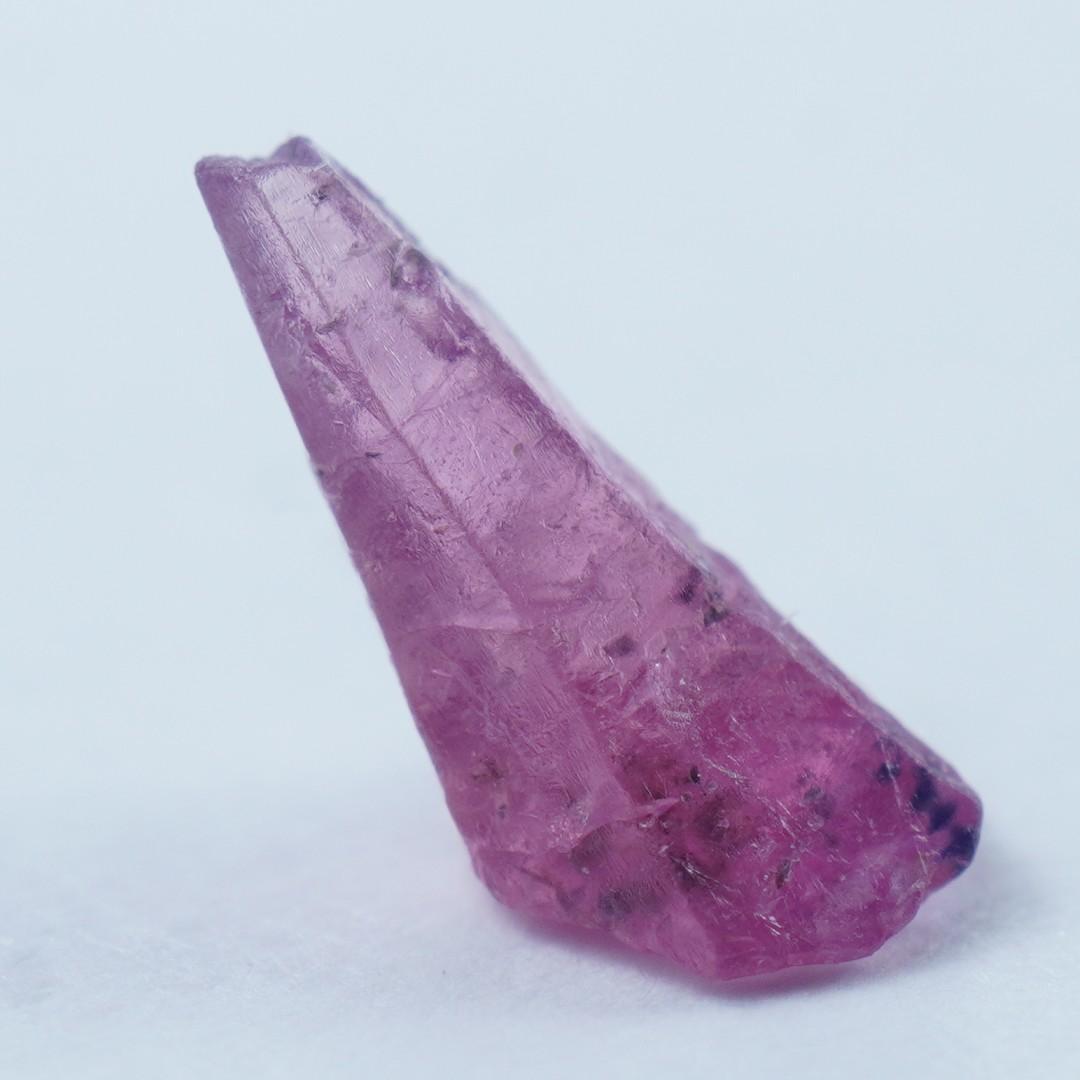 ウインザサファイア　結晶　タンザニア産