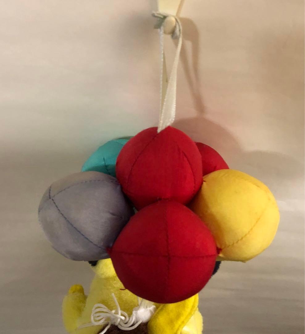 そらとぶピカチュウ　初期のぬいぐるみ TOMY