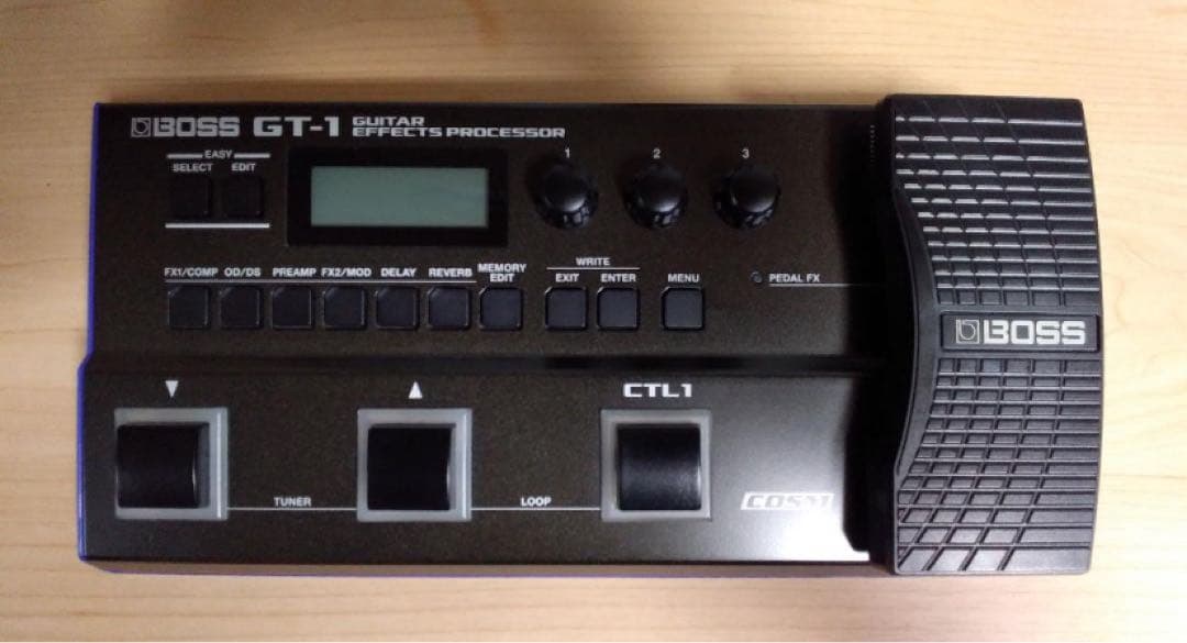 BOSS GT-1 マルチエフェクター＋boss純正アダプター+教科書