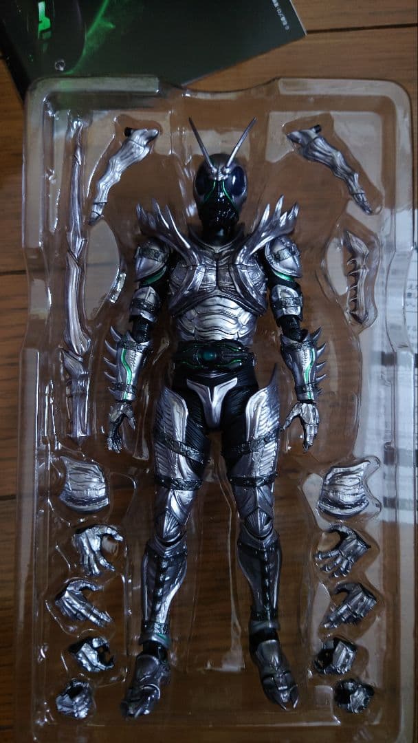 S.h.figuarts 仮面ライダーSHADOWMOON