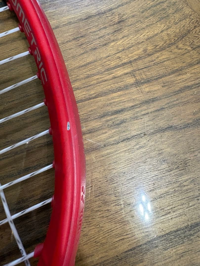 YONEX Vcore100 300gレッド/ブラック　yonex不織布袋付き♡