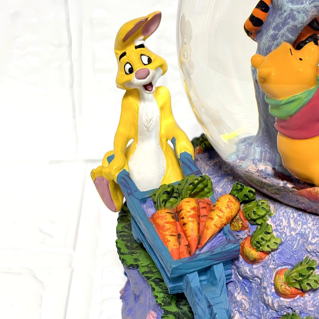 ディズニー　くまのプーさん　スノードーム　オルゴール