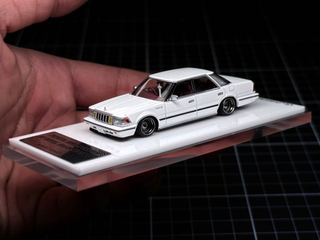 トミカリミテッドヴィンテージネオ　LV-N199c　トヨタ　MS125 クラウン