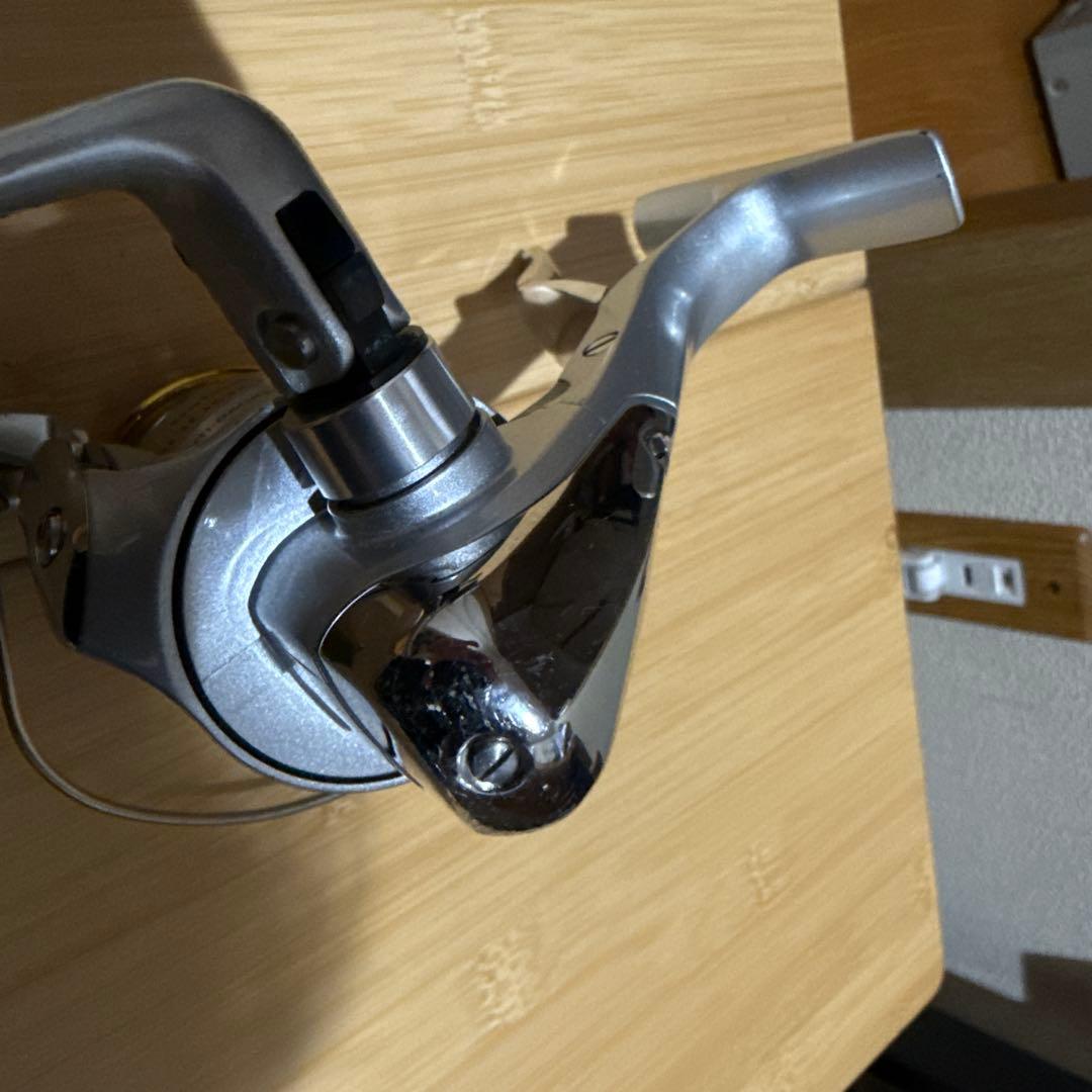 リール Daiwa TOURNAMENT-X 2000LBA