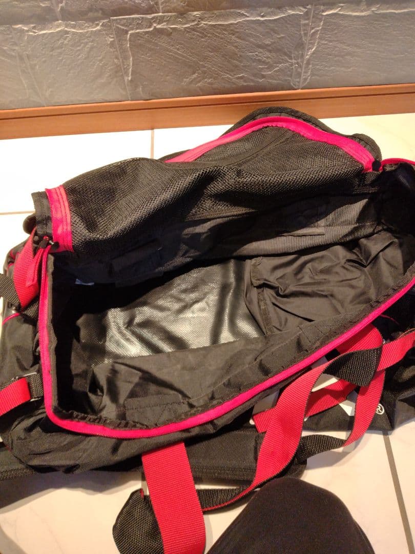 SWIX ダッフルバッグ ブラック/レッド