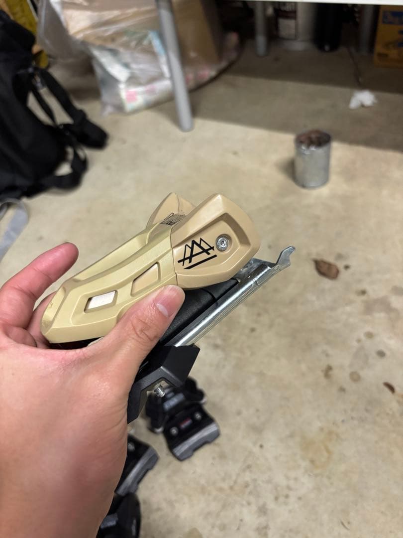 チロリアattackLTY11 ブレーキ110mmスキー ビンディング