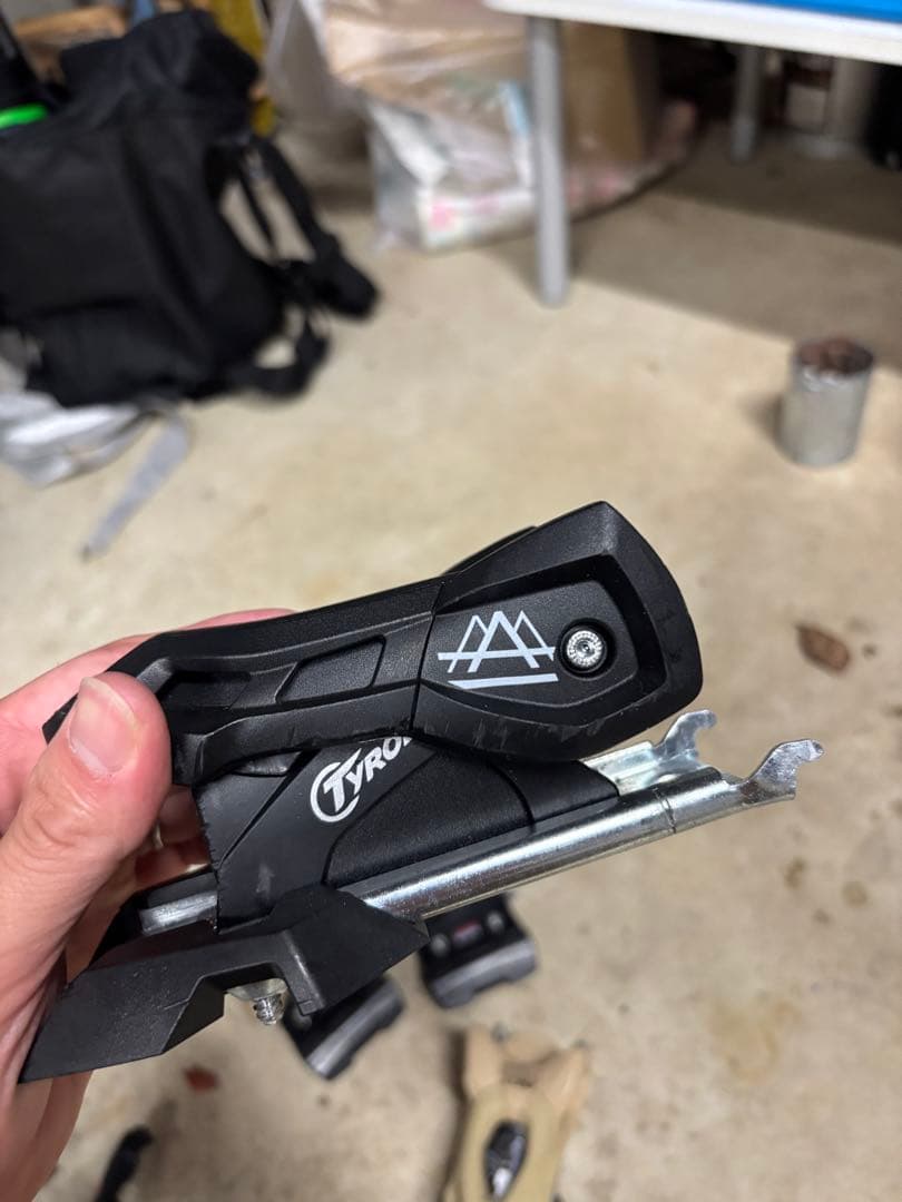チロリアattackLTY11 ブレーキ110mmスキー ビンディング