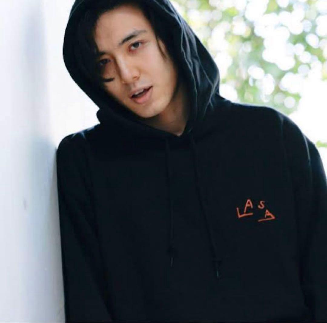 藤井風　LASAパーカー　Mサイズ フレークシール付き