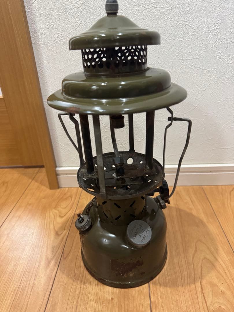【米軍実物】GIランタン モデル252A アームストロング社製 ? 完全ジャンク