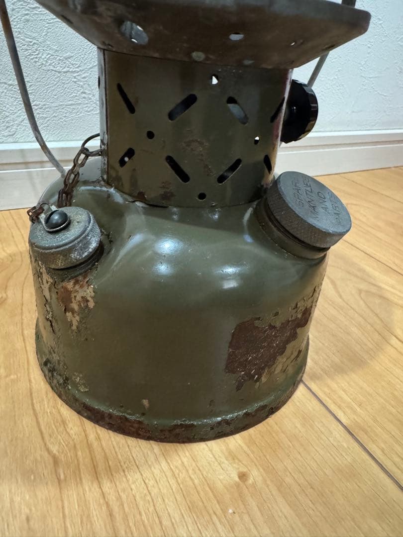 【米軍実物】GIランタン モデル252A アームストロング社製 ? 完全ジャンク
