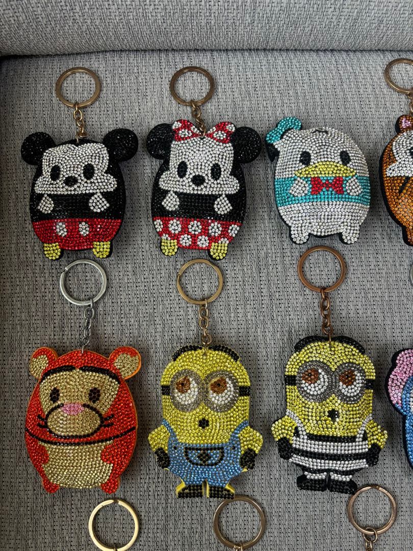 ディズニーその他　ラインストーン　マスコットキーホルダー　キラキラ　全15種類