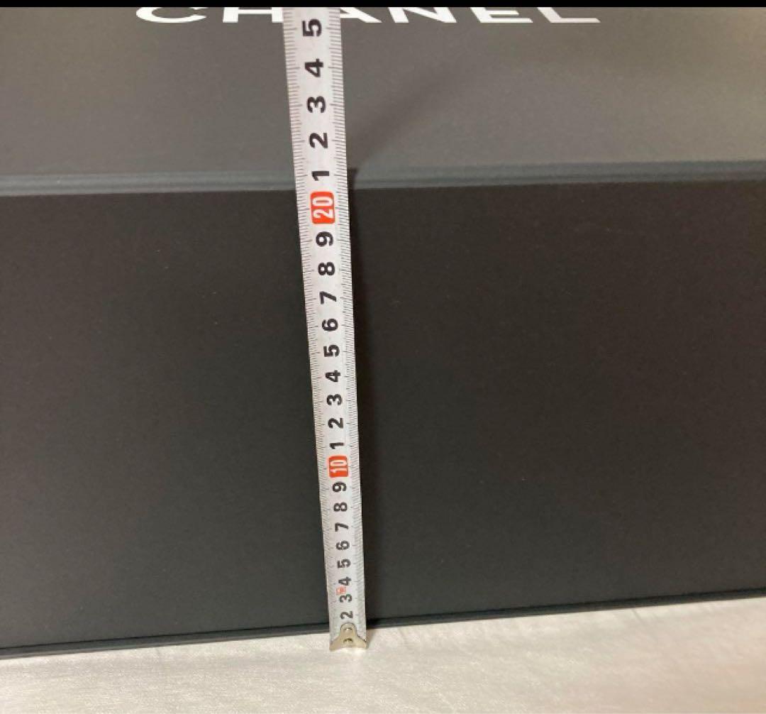 CHANEL ショッパー包装紙& 大きいサイズマグネット式箱、靴入れ空箱&リボン