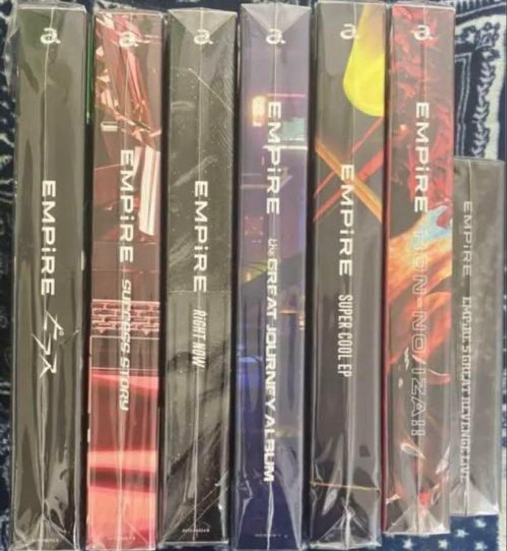 EMPiRE 初回生産限定盤 セットサイン入りポスターグッズまとめ売り。