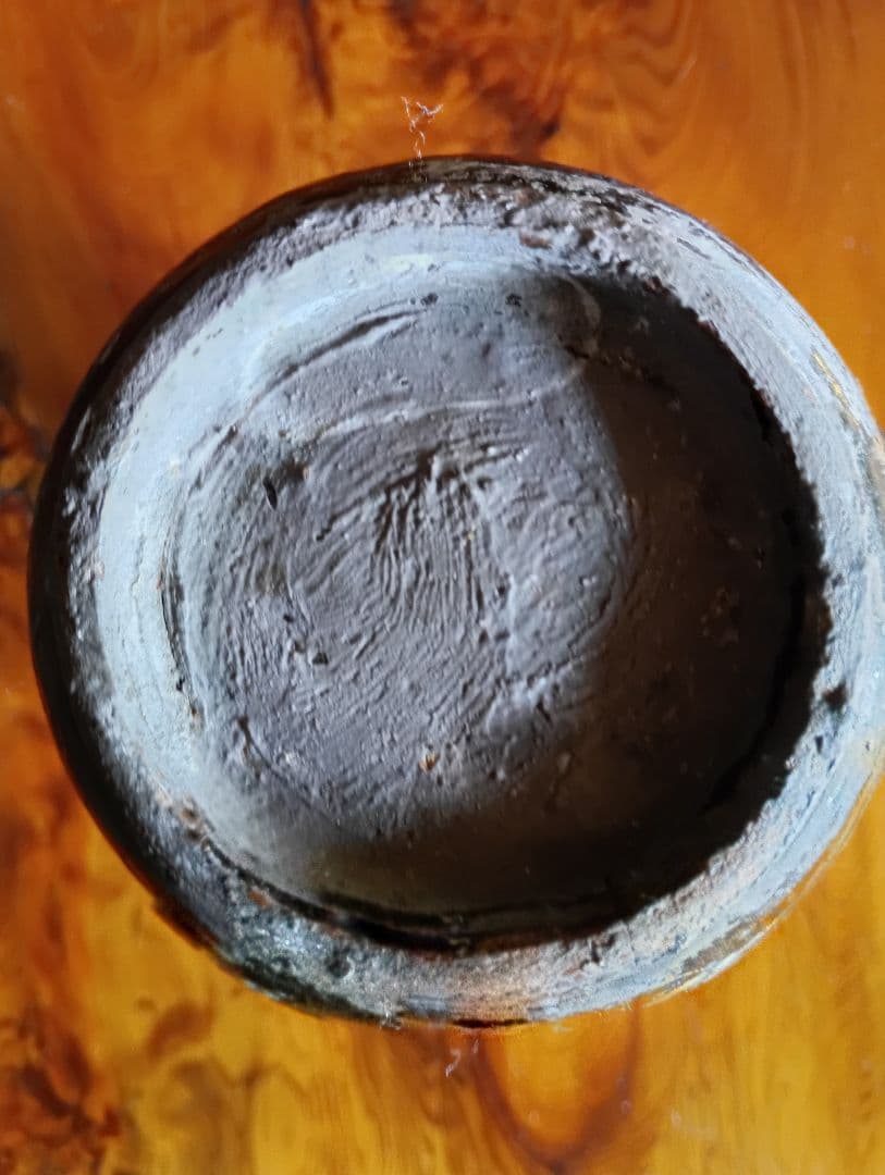 古唐津焼　青褐色の広口花瓶