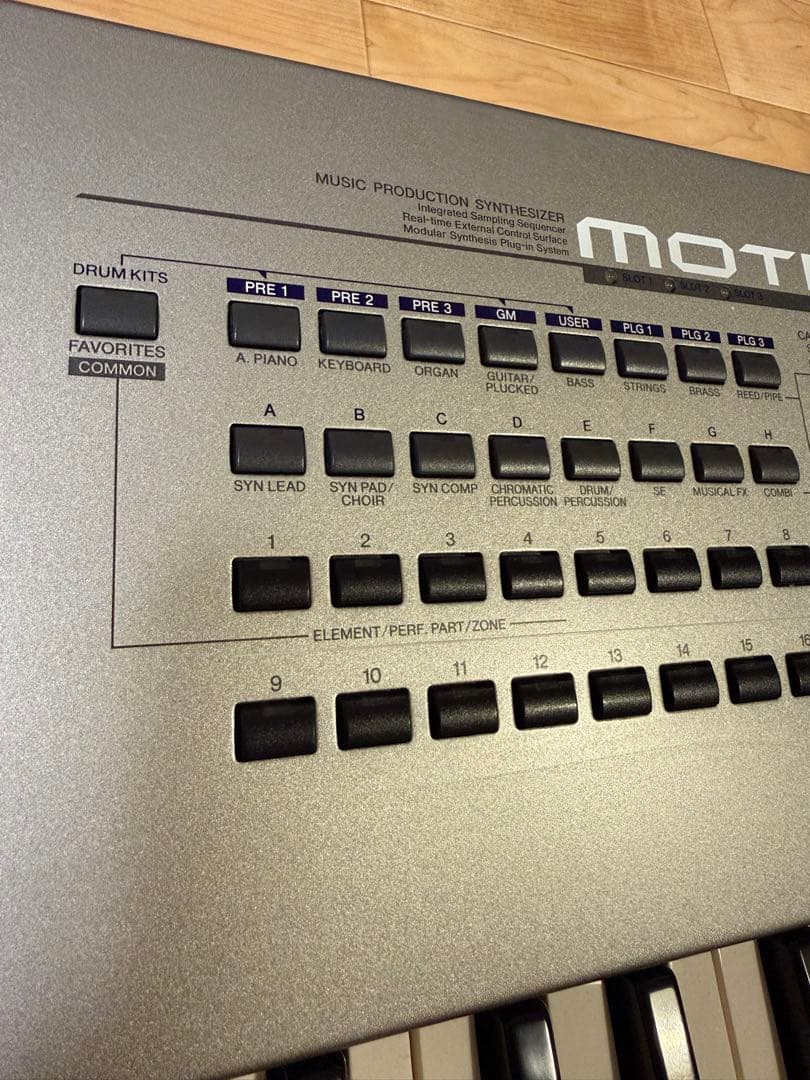 【動作良好＆美品】YAMAHA ヤマハ MOTIF6 シンセサイザー 61鍵盤