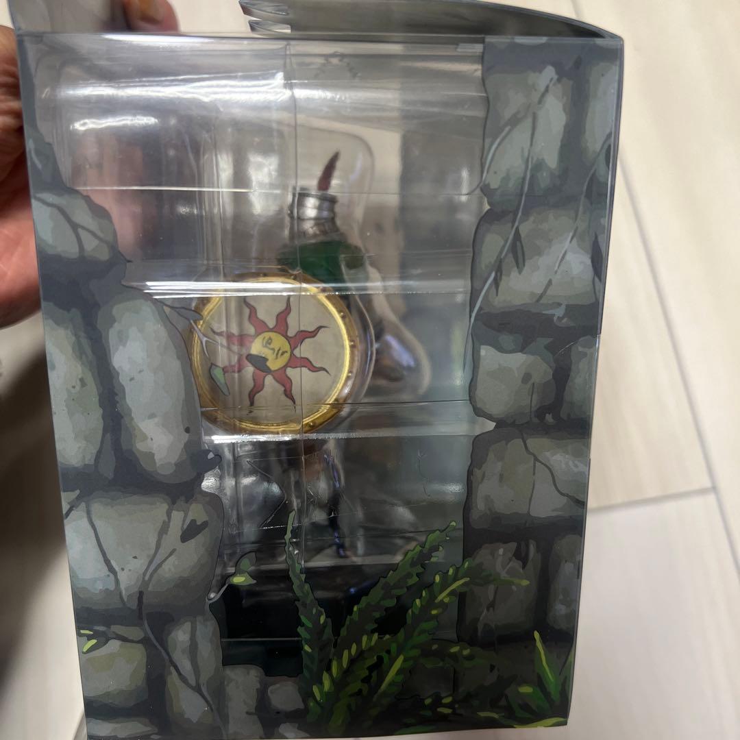 新品未開封フィギュア　ダークソウル アストラのソラール