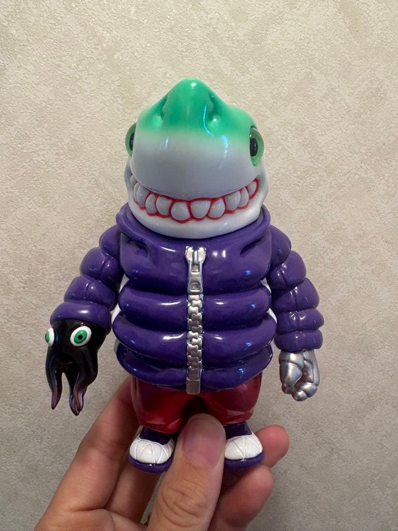 momoco gyaromi G-shark ソフビ　ヘッダー付