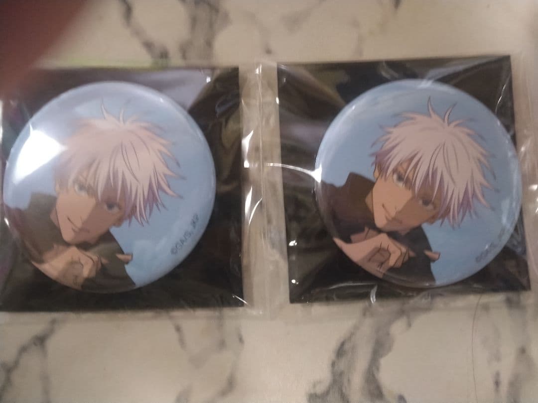 呪術廻戦展缶バッジ五条悟新品2個