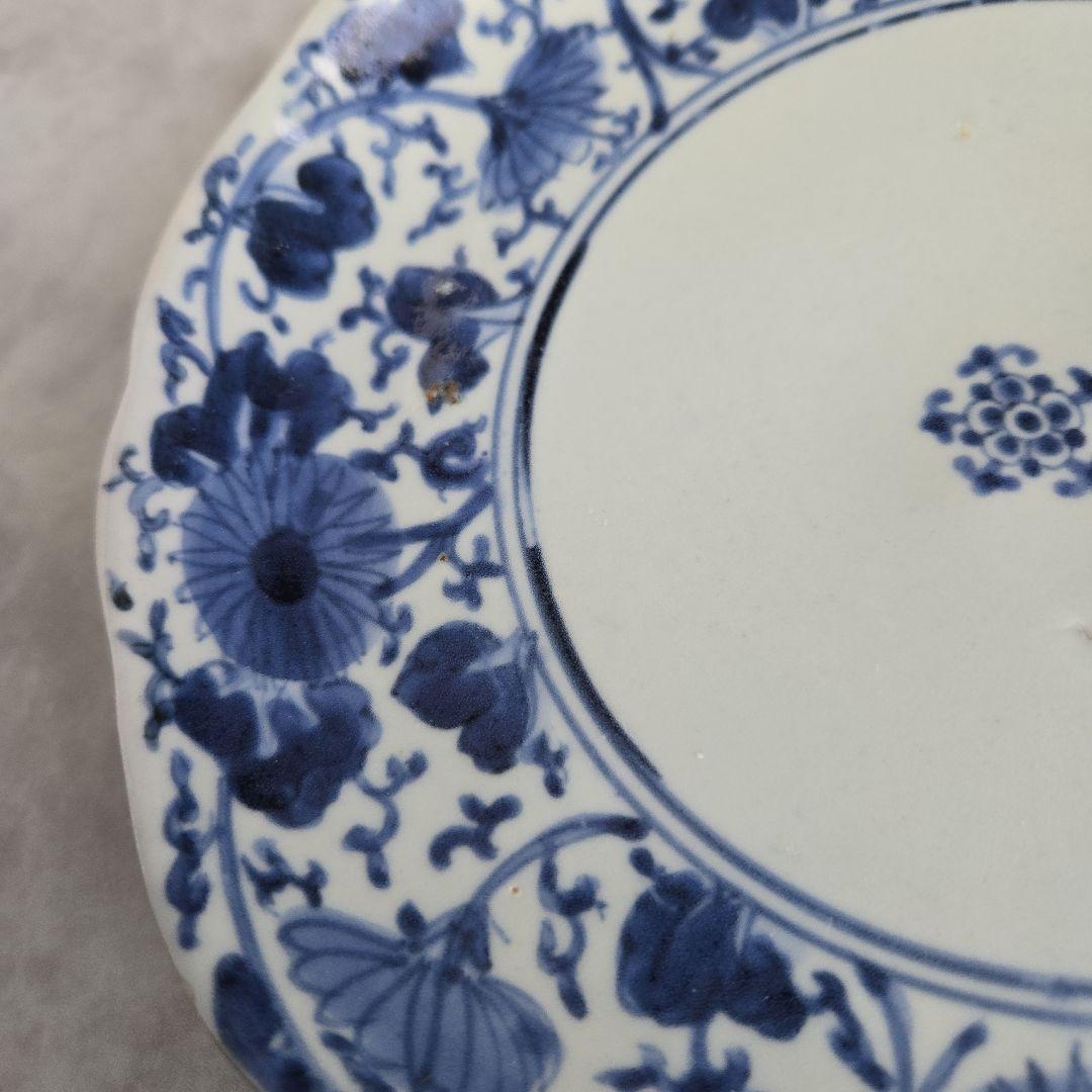 古伊万里　染付　花唐草　七寸皿　江戸時代　金直し　菊　骨董　金継ぎ　アンティーク
