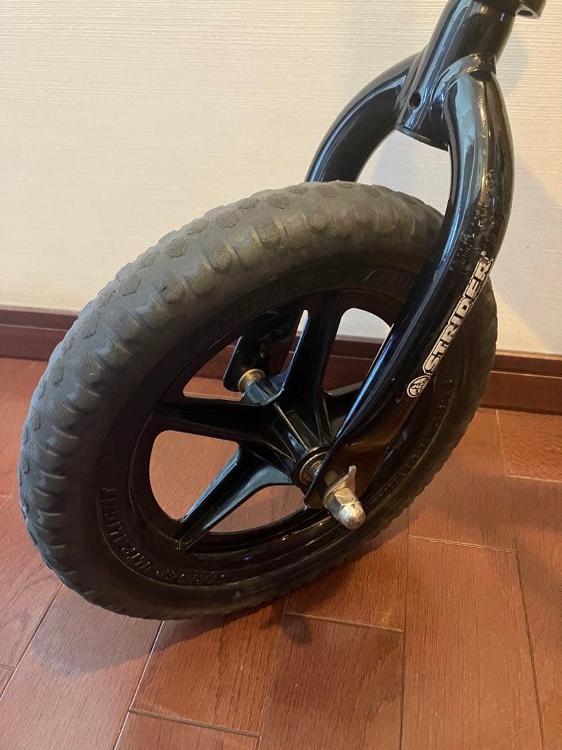 STRIDER ストライダー12インチスポーツモデル　バランスバイク イエロー