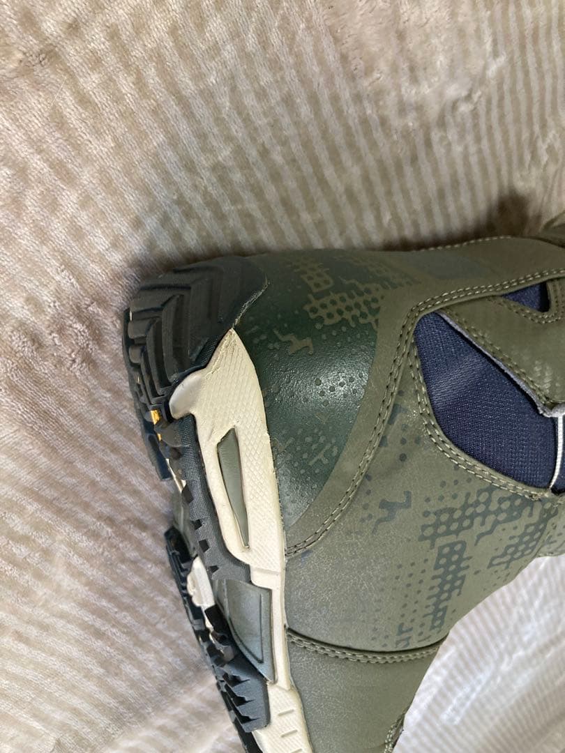 BURTON PHOTONE スノーボードブーツ 前側BOAダイアル新品25.5