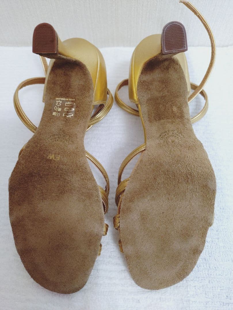 インターナショナル製ラテンシューズ