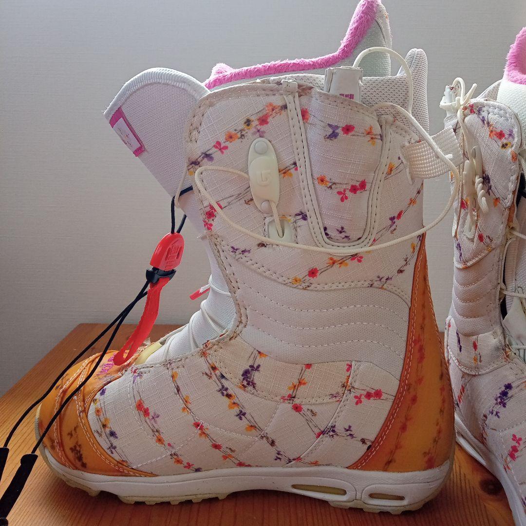 burton 女性用スノーボードブーツ