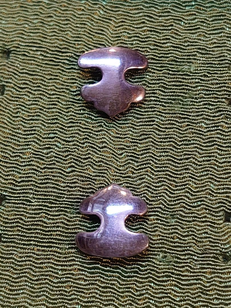 縁頭用のメクラ金具、燻し仕上げ銀