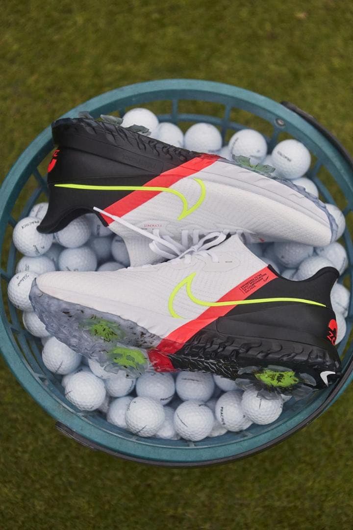 ナイキゴルフAIR ZOOM INFINITY TOUR