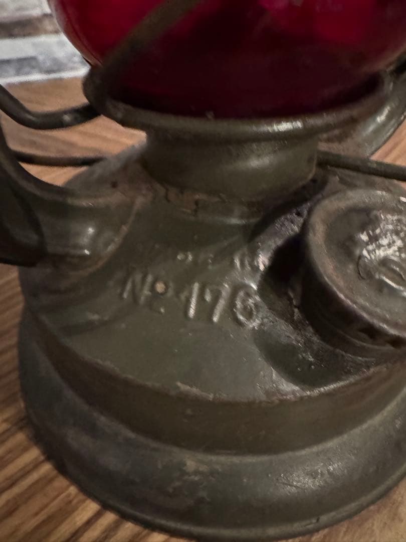 ライト・ランタン FEUERHAND 176e olive drab Red Globe