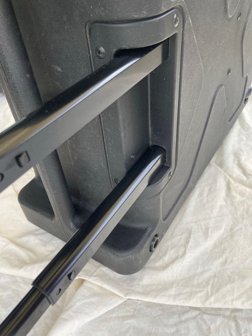 ラック　SKB 4U キャスター　取っ手付き