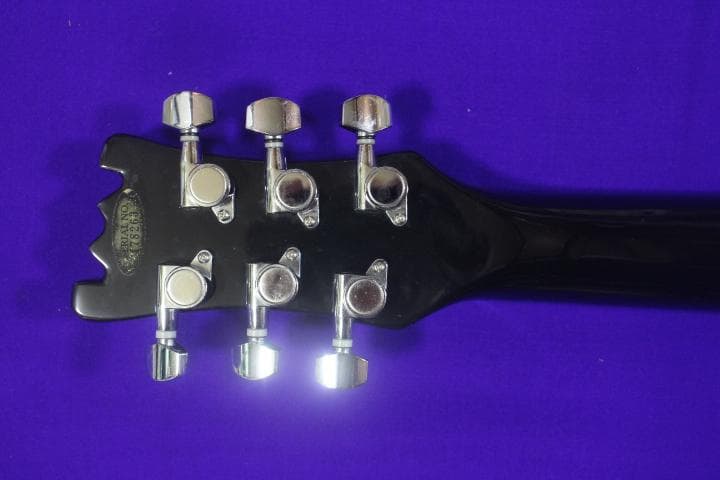 モズライト ミニ エレキギター ケース付き ★中古難有り（内蔵アンプ不良）