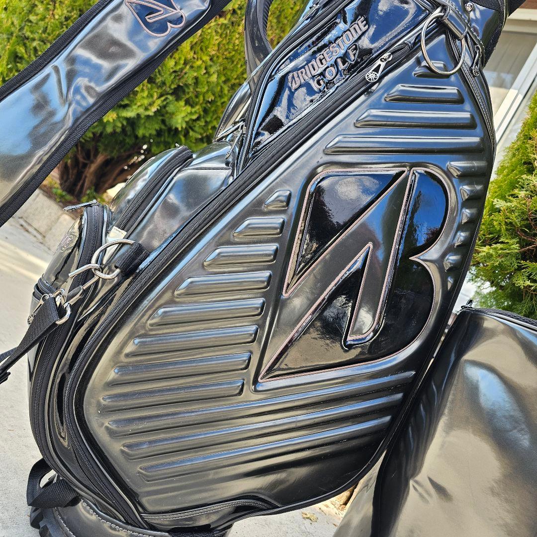 ブリヂストン】限定ガンメタ×エナメル 9.5型3点式キャディバッグ ヘッドカバー