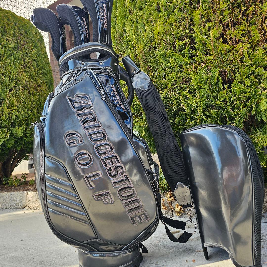 ブリヂストン】限定ガンメタ×エナメル 9.5型3点式キャディバッグ ヘッドカバー
