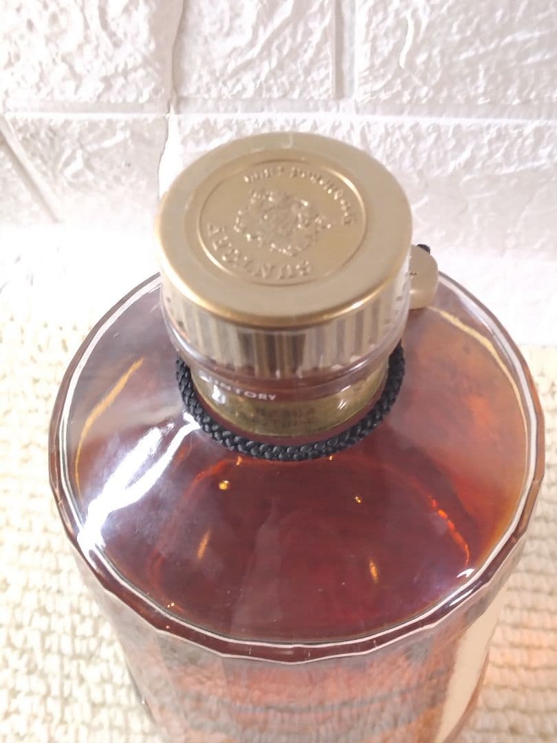 響1899 　ゴールドラベル 金キャップ箱無し　750㎖　43％