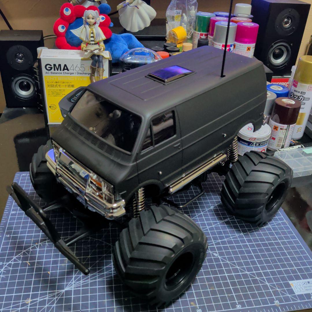 タミヤ ランチボックス ブラックエディション フルベア、サーボ、LED付き