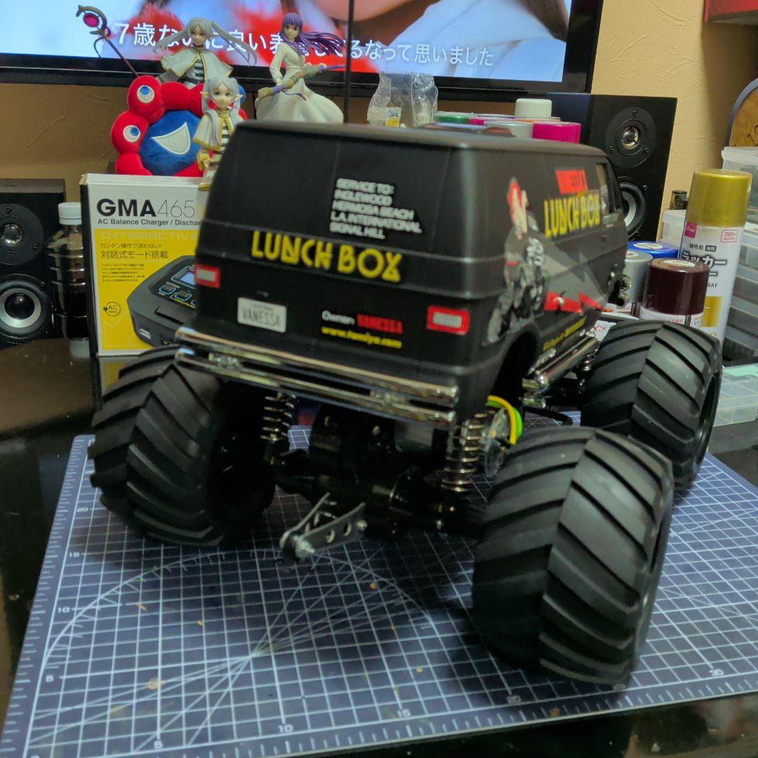 タミヤ ランチボックス ブラックエディション フルベア、サーボ、LED付き