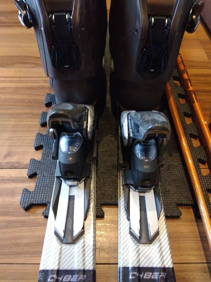 高級【ハイエンド】HEAD 学生・男女兼用 スキーセット メンテ・WAX済み✔