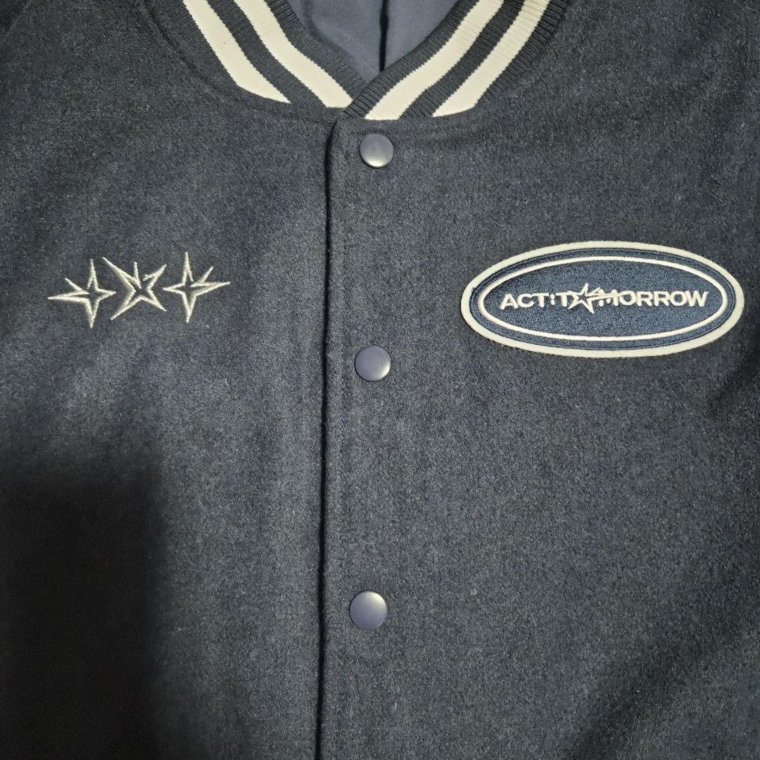 アイドル TxT ACT : TOMORROW VARSITY JACKET