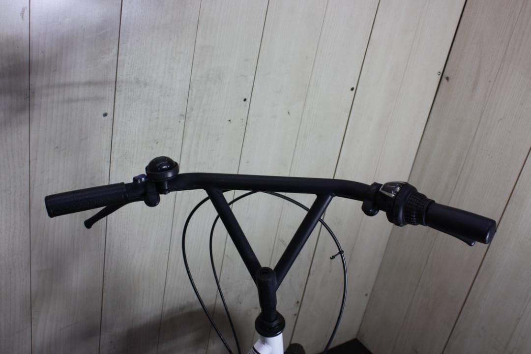 サイクルスポット トワエモワ 20インチ シマノ6段 LED仕様 ミニベロ