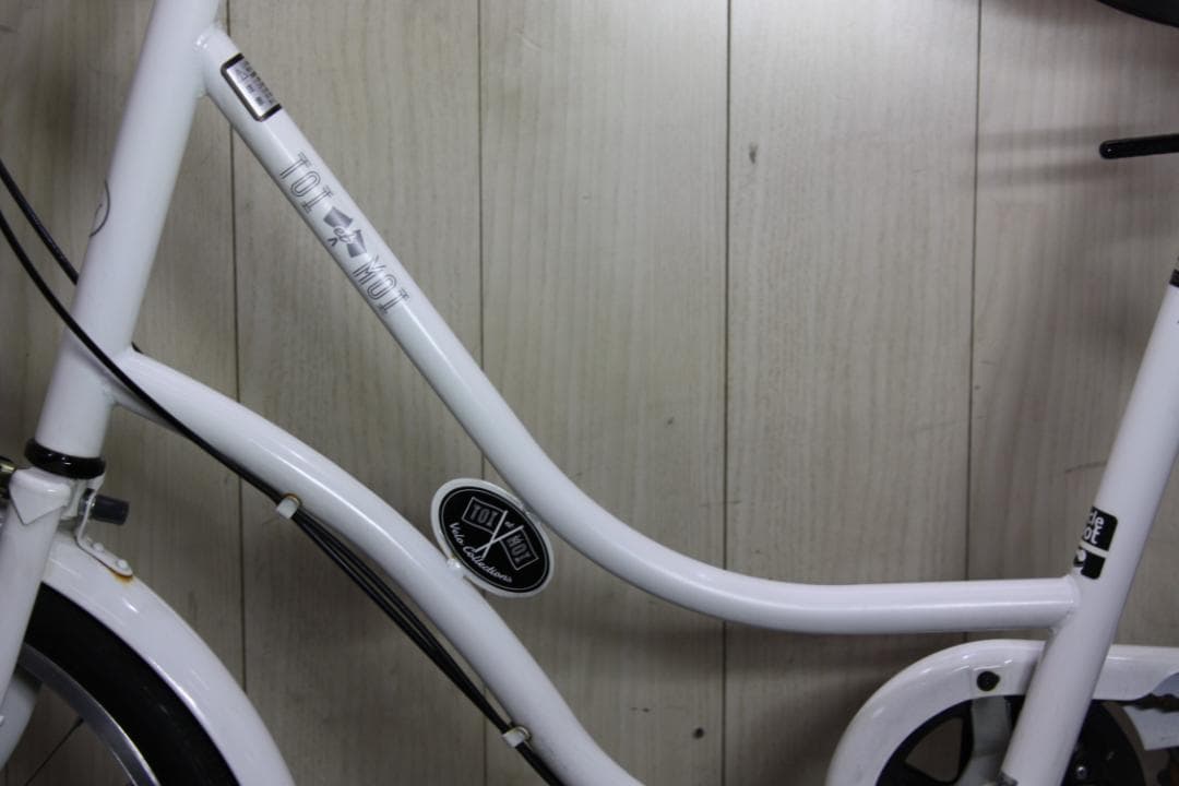 サイクルスポット トワエモワ 20インチ シマノ6段 LED仕様 ミニベロ