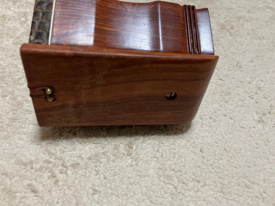 最高級 張源精制 二胡　木製 六角形胴体 2弦 専用ケース付き