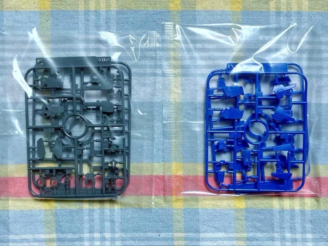 初版品 美品 赤バンダイ RG 1/144 Zガンダム リアルグレード 状態良好